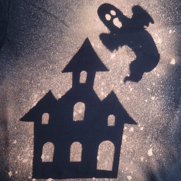 Ghost and Haunted House cute Halloween stencil shirt - Picture 2 of 4